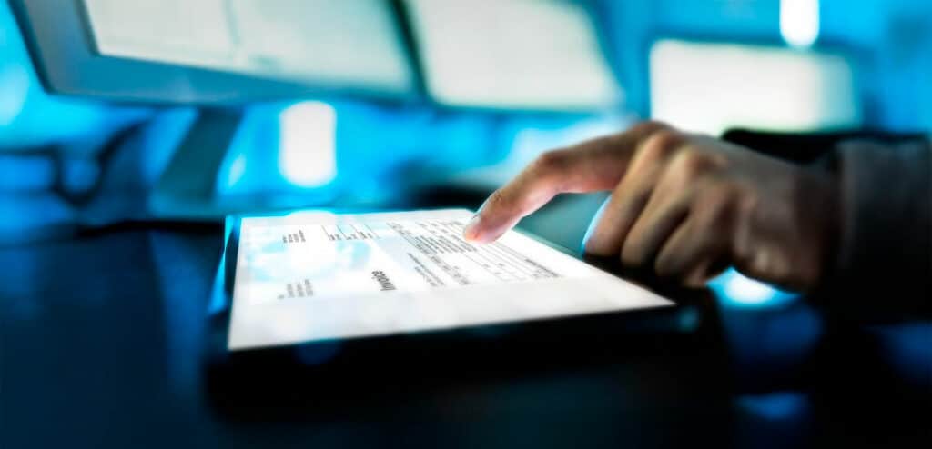 Evita el estrés del IVA: Digitaliza facturas en tiempo real